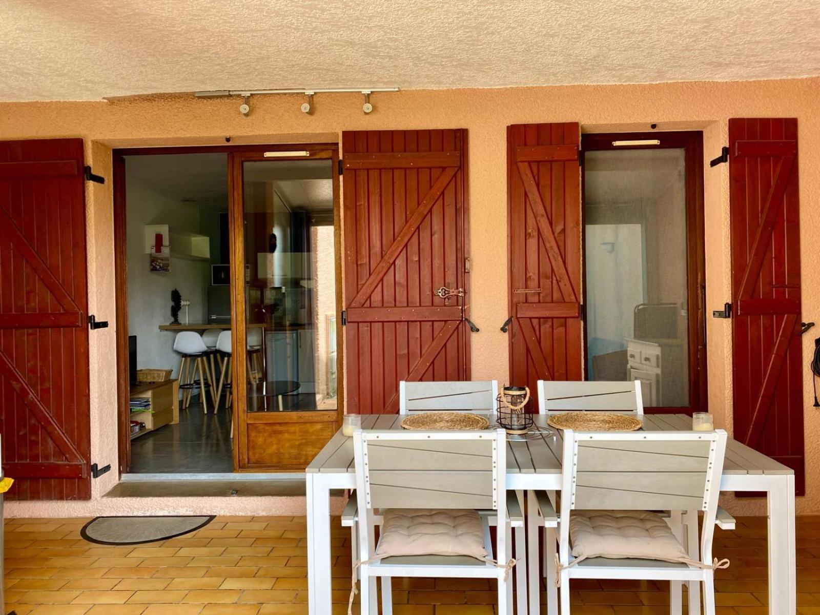 Superbe Appartement T2 En Residence Avec Piscine Saint-Cyprien  Εξωτερικό φωτογραφία