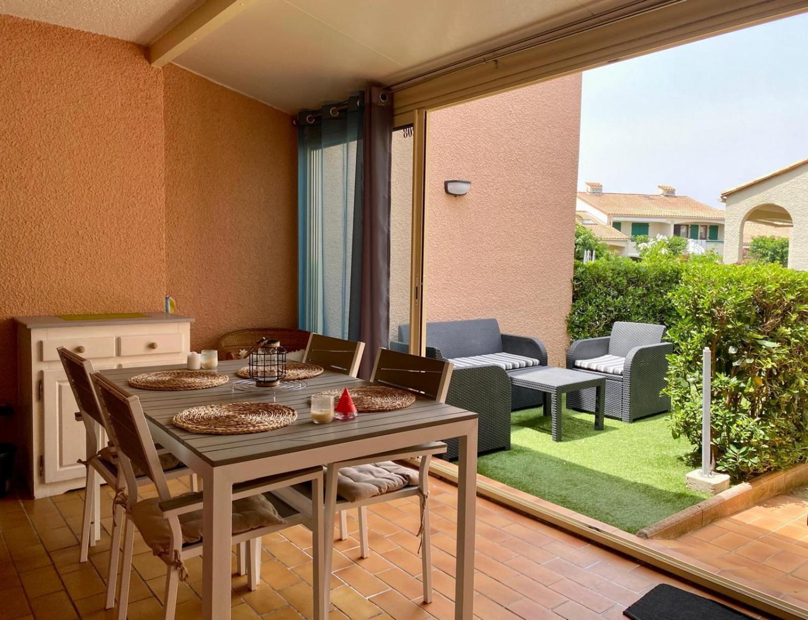 Superbe Appartement T2 En Residence Avec Piscine Saint-Cyprien  Εξωτερικό φωτογραφία